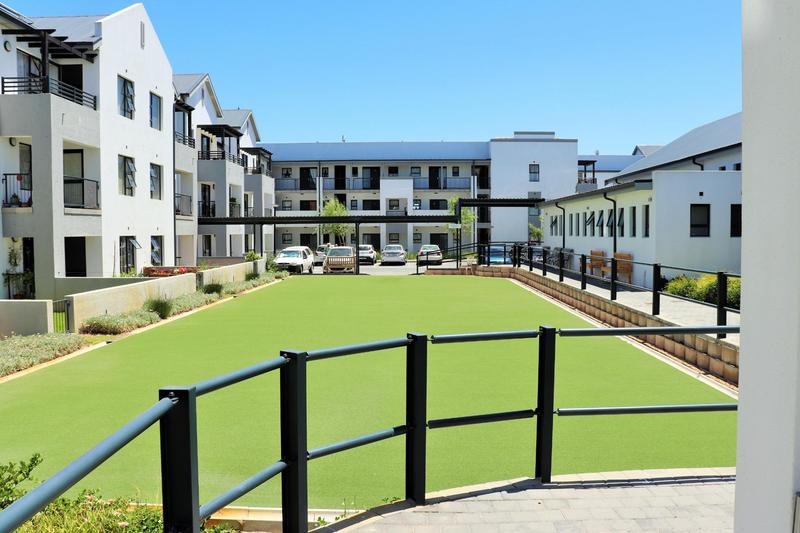 2 Bedroom Property for Sale in Buhrein Western Cape